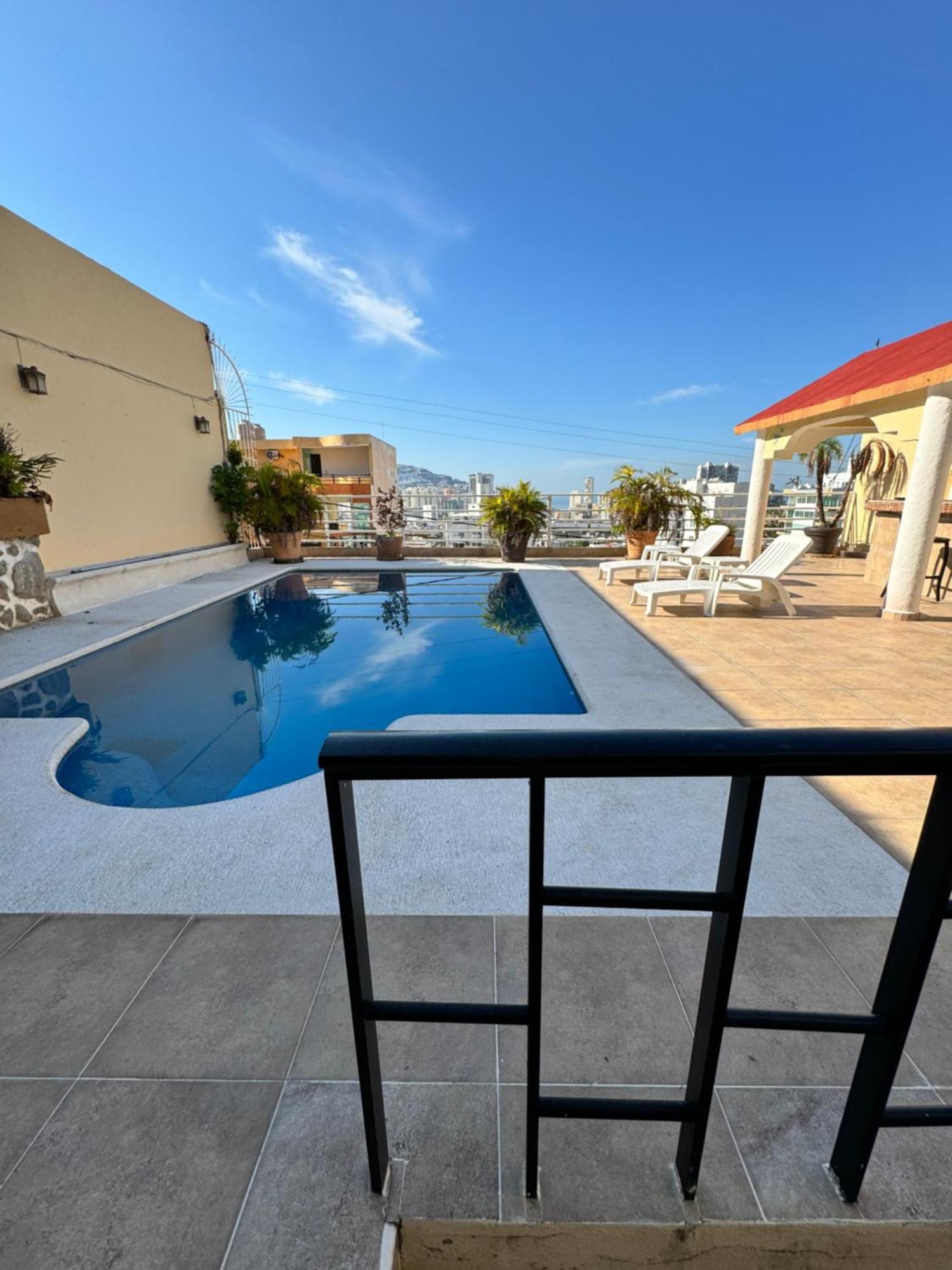 Blue Coast With Pool And Ocean View 10 To 35 P Villa Acapulco Exterior photo