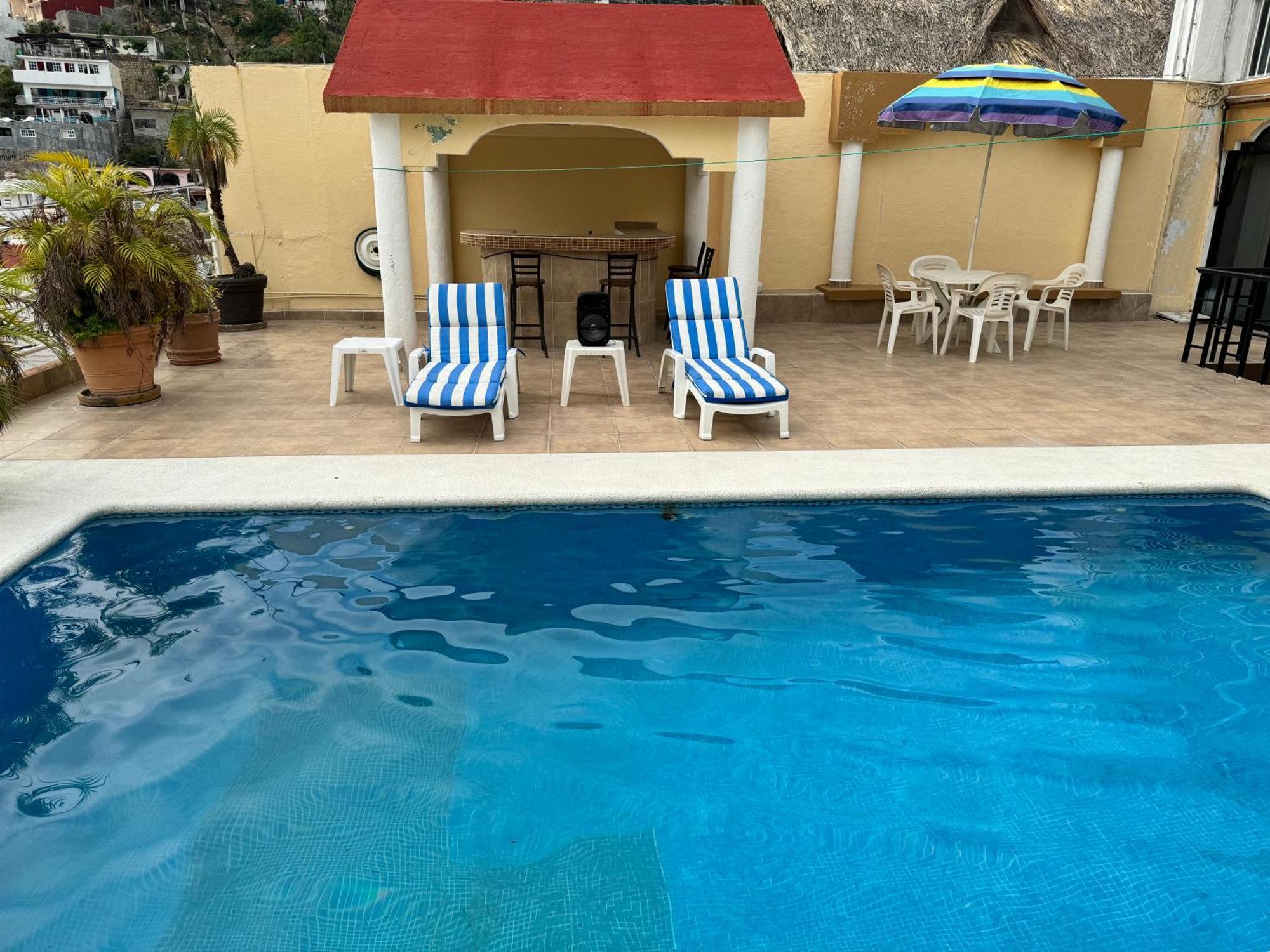Blue Coast With Pool And Ocean View 10 To 35 P Villa Acapulco Exterior photo