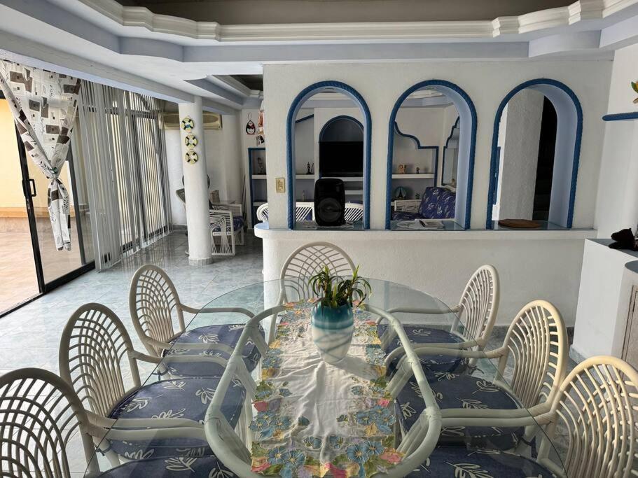 Blue Coast With Pool And Ocean View 10 To 35 P Villa Acapulco Exterior photo