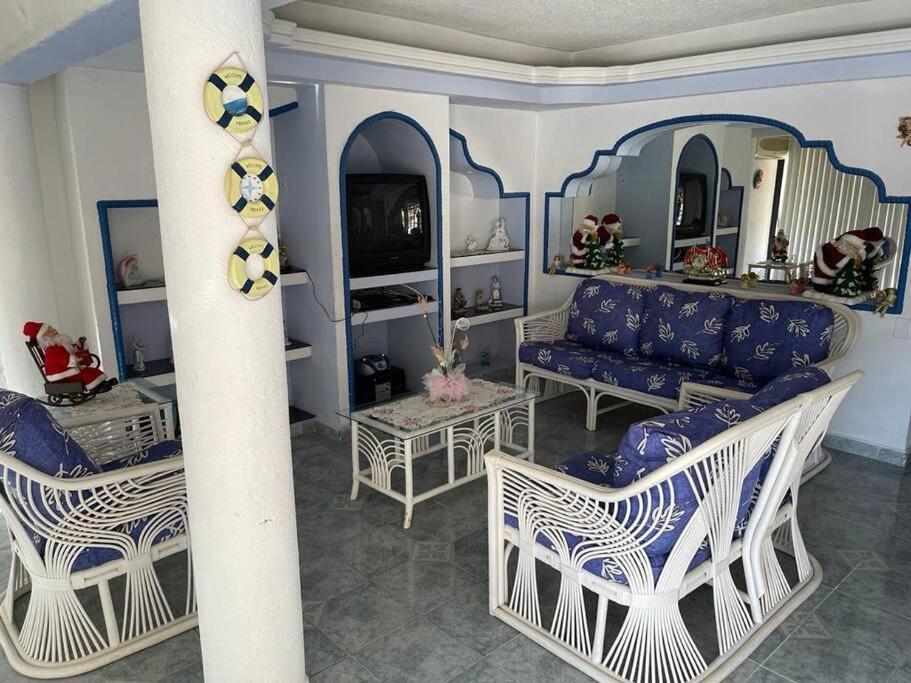 Blue Coast With Pool And Ocean View 10 To 35 P Villa Acapulco Exterior photo